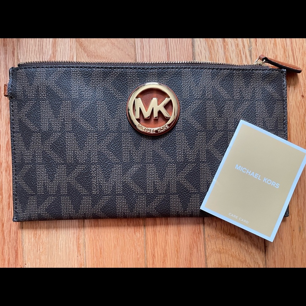 Michael Kors MK Logo Wristlet